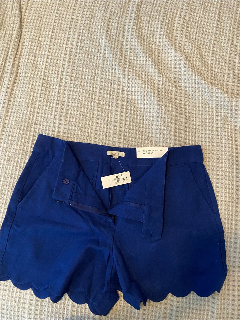 LOFT Royal Blue Scallop Hem Washed cotton Twill Shorts 5”